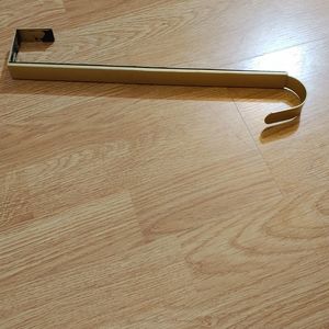 Wreath hanger for door